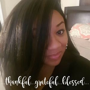 Meet your Posher, Esh